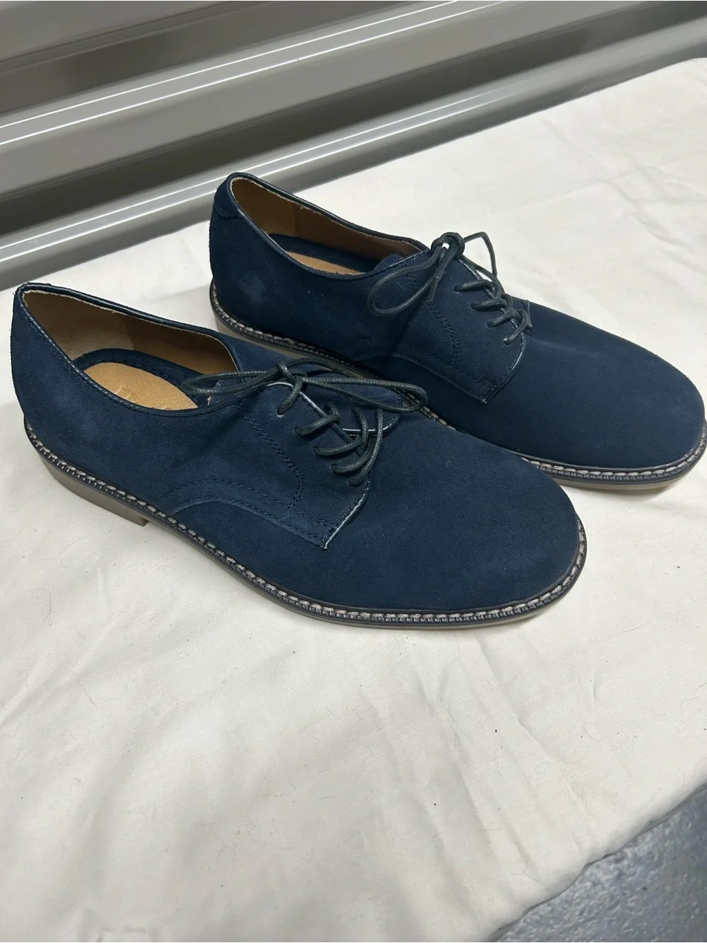 Bass suede upper